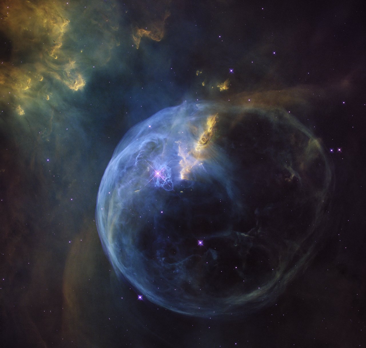 Bubble Nebula NGC 7635 Hubble image